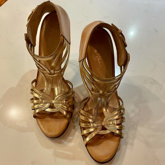 Cole Haan gold strappy heels with Nike air technology for ultimate comfort - Picture 2 of 11
